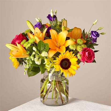 hyvee floral delivery|hy vee floral arrangements.